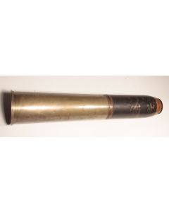 18 pounder round with shipping cap on projectile