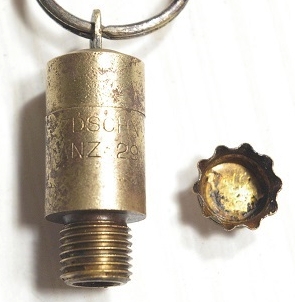 German WWII ANZ-29 Friction pull type igniter - Image 3