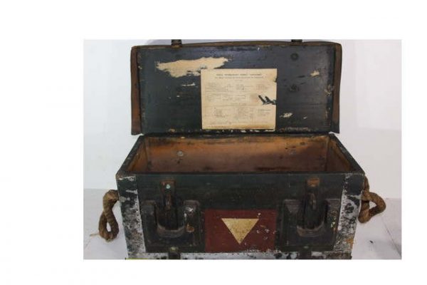 WW1 Officers Veterinary Chest - Image 3
