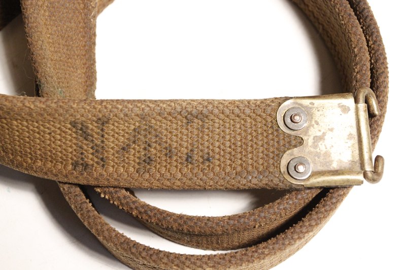 Lee Enfield web sling NZ 1916 dated - Image 2