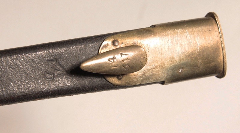 British Pattern 1853 socket bayonet with scabbard - Image 5