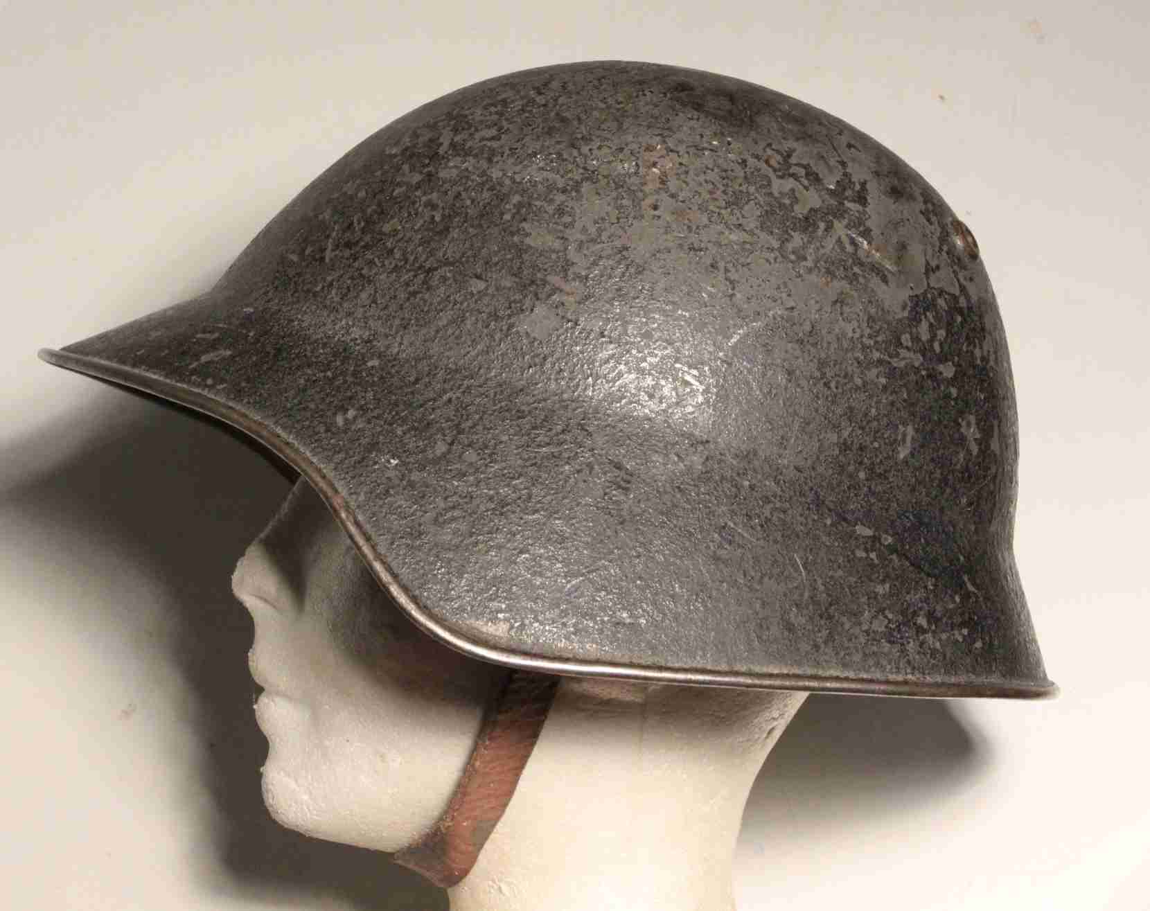 Swiss M40 helmet - Image 2