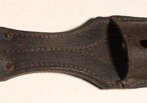 German 1898/05 leather bayonet frog