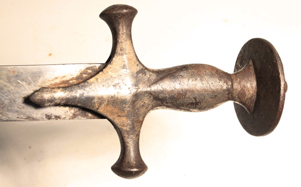 Indian Tulwar curved blade sword with scabbard - Image 4