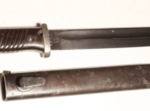 German 1884/98 III bayonet 44crs mismatched