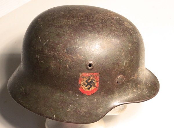German WWII M40 double decal Polizei helmet