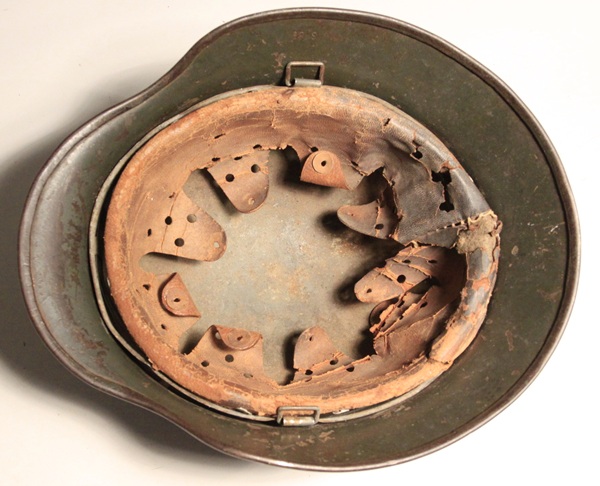 German WWII M40 double decal Polizei helmet - Image 6