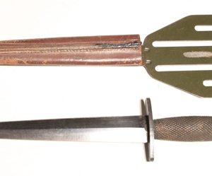 OSS Fighting Knife with Pancake Flipper scabbard