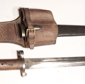 Pattern 1888 bayonet with Oliver pattern leather frog