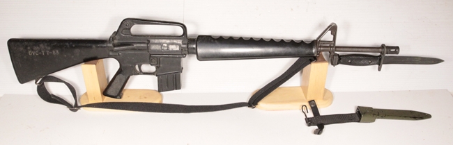 M16A1 Rubber Duckie with bayonet