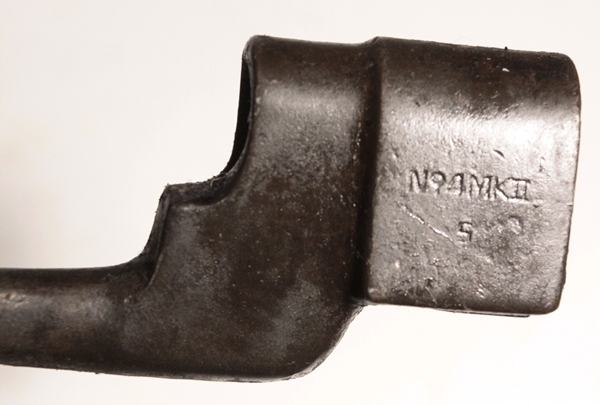 Lee Enfield No. 4 Mk II bayonet Savage - Image 2